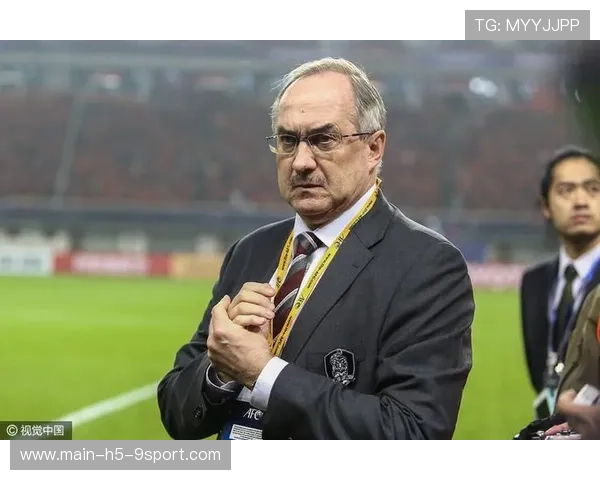 主帅更换训练时间，队员凌晨集合引 shock