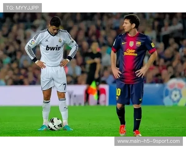 拜仁追C罗式冲顶连线：欧洲豪门的巅峰追逐战