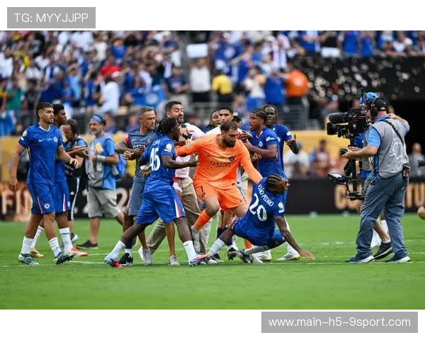 切尔西欧冠战绩不佳，2-2平卡拉巴赫，晋级前景堪忧，切尔西 卡拉斯