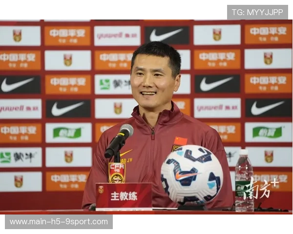 国足新帅邵佳一用人大胆，三大新星被提拔，邵佳一德甲