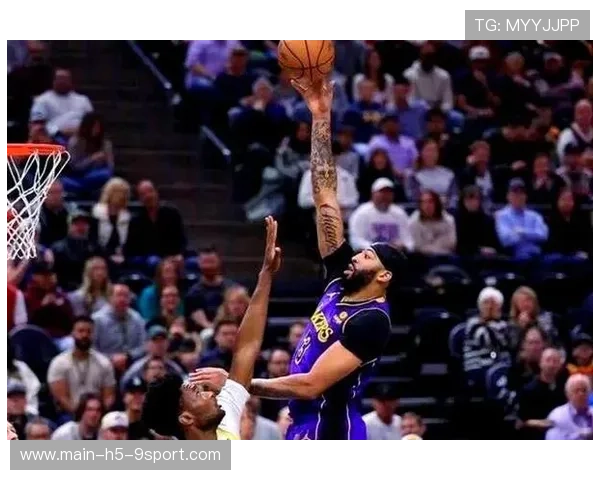 湖人队迎来重要战役，争夺季后赛名额，湖人有望进入季后赛