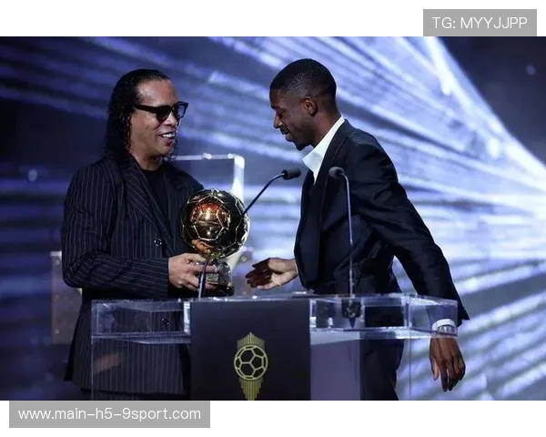 金球荣耀属于登贝莱：巴萨昔日争议人物的新生，金球获得者